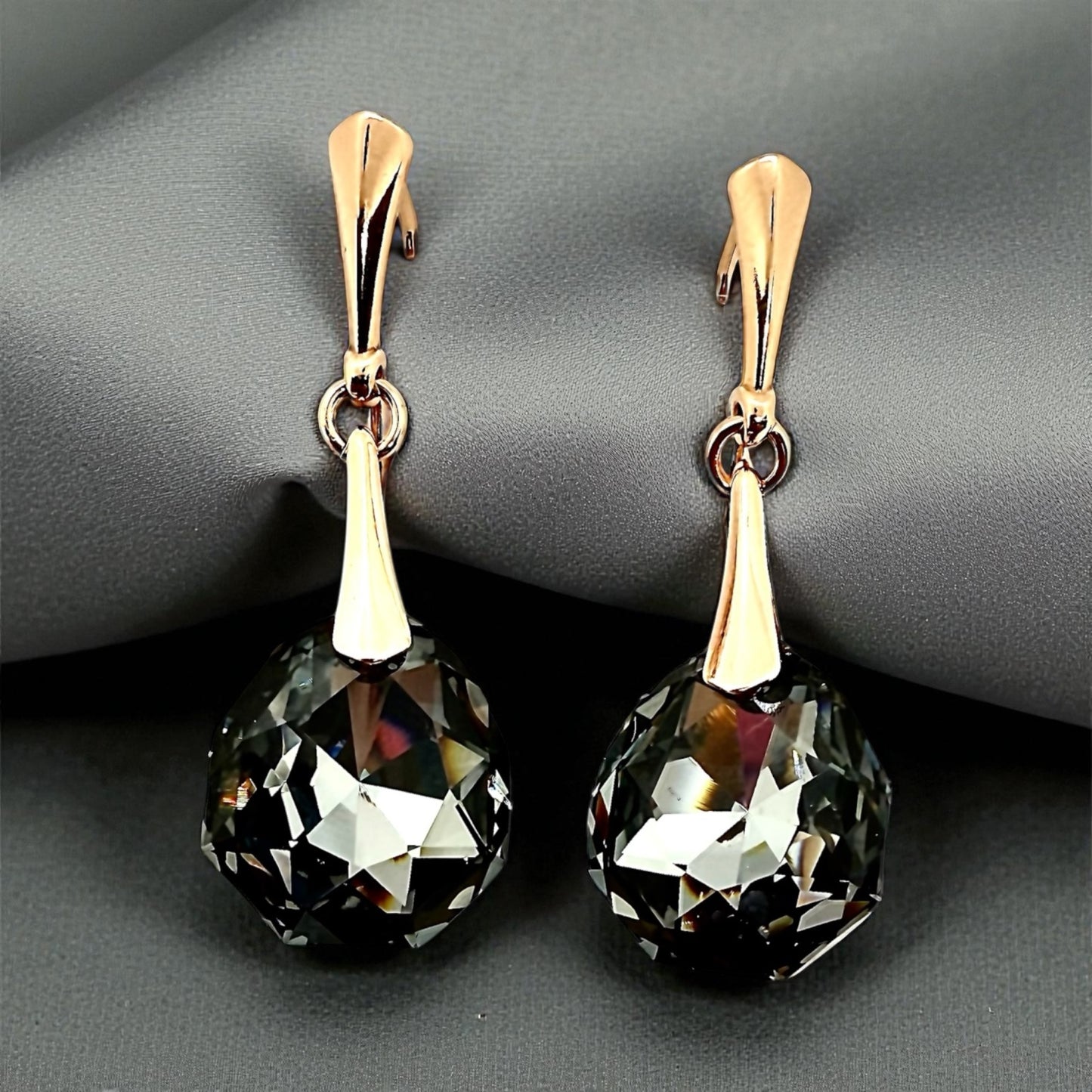 Sudraba Kristālu Auskari / Majestic